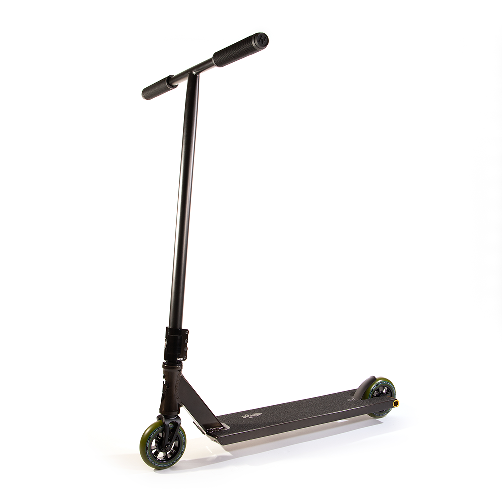 North Scooters Tomahawk Complete Translucent Black Matte Black